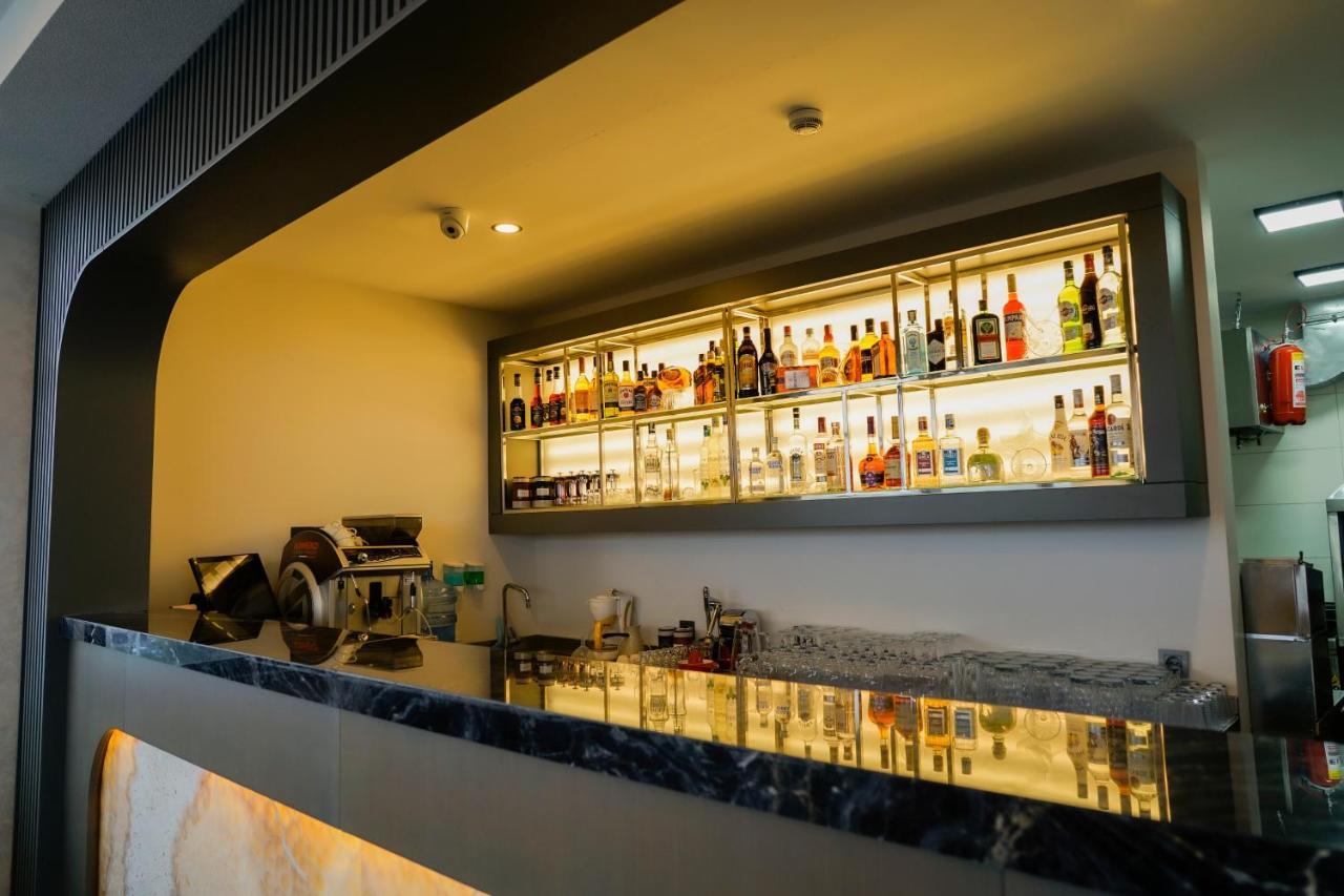 Tuerkay Hotel 안탈리아 외부 사진