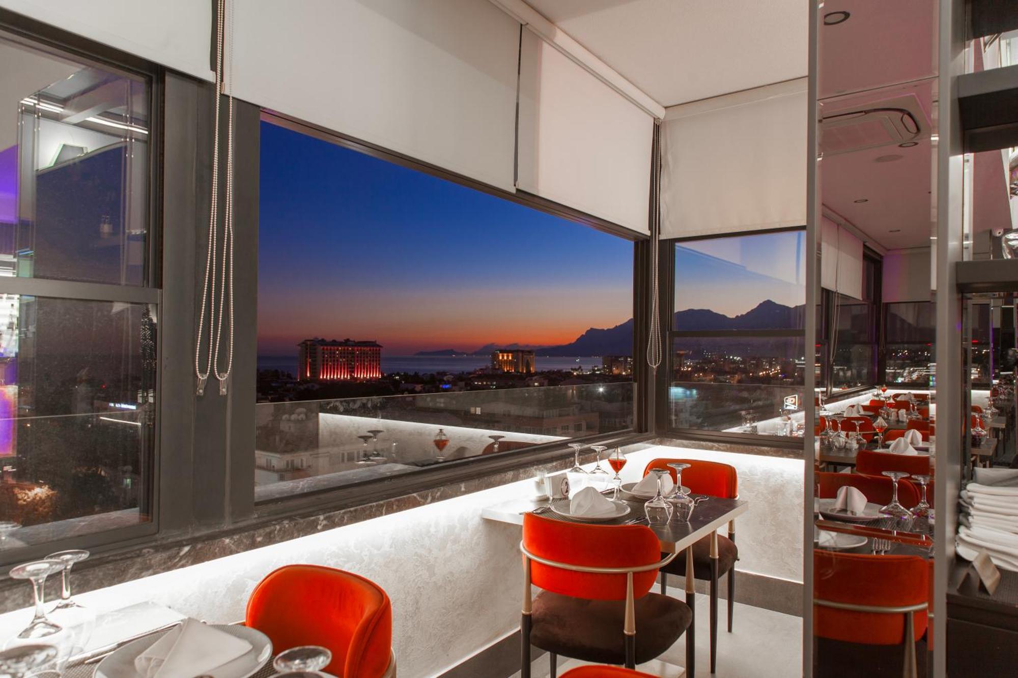 Tuerkay Hotel 안탈리아 외부 사진